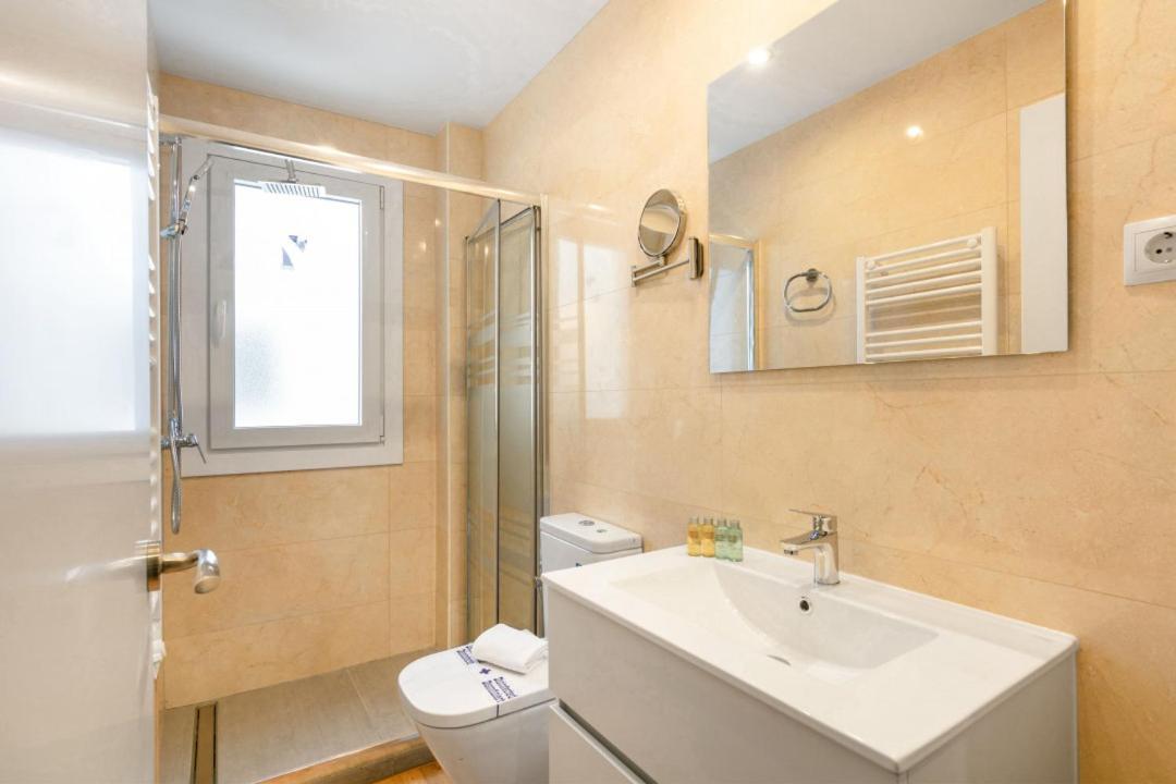 1 Bedroom 1 Bathroom Furnished - Chueca - Modern Functional - Mintystay Μαδρίτη Εξωτερικό φωτογραφία